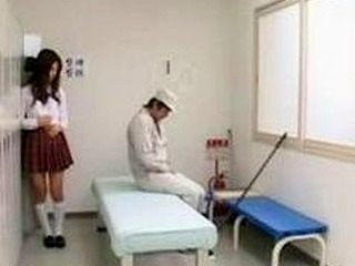 Japanese Schoolgirls and Janitors' Sexual Encounters go XXX